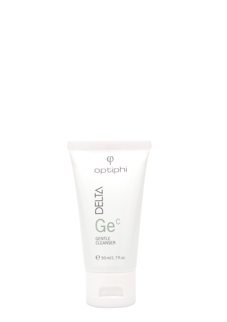A gentle foaming cleanser intended for daily use to cleanse the skin. The intelligent formulation contains a naturally derived sugar surfactant for a gentle yet efficient cleansing experience.   The Delta Gentle Cleanser aims to maintain and improve skin hydration and texture